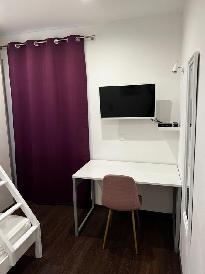 Lili Mar, 2-bedroom With Private Parking