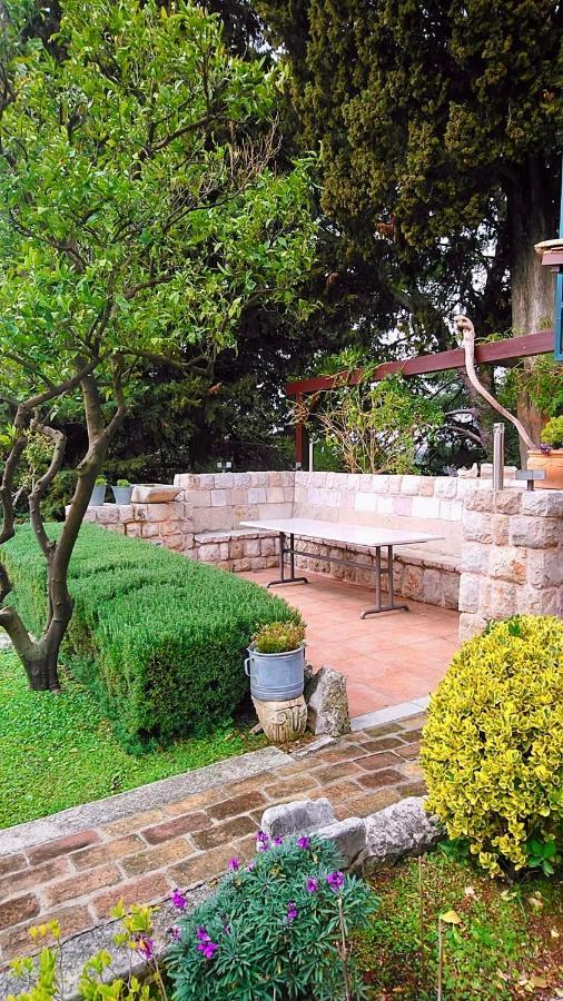 Lili Mar, 2-bedroom With Private Parking Apartmán